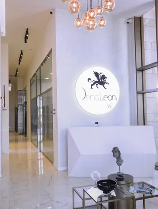 Dent Leon Ağız ve Diş Sağlığı Poliklinikleri galerisinden görsel 11