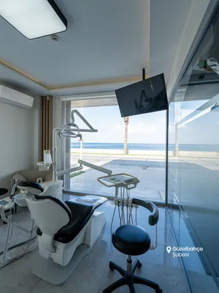 Dent Leon Ağız ve Diş Sağlığı Poliklinikleri galerisinden görsel 8