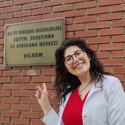 Dkt. Melike Şahin – Dil ve Konuşma Terapisi