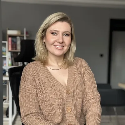 Dkt. Özge Özsoy – Dil ve Konuşma Terapisi