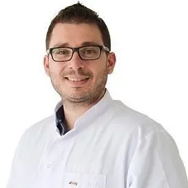 Dt. Ercan Işık – Diş Hekimi