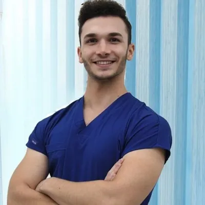 Dt. Sabri Bulut – Diş Hekimi