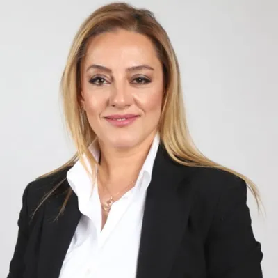 Dt. Sevgi Savaş Akbaş – Diş Hekimi