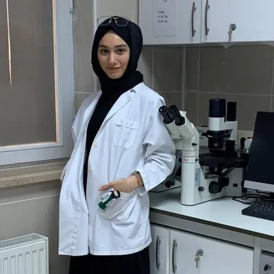 Dyt. Aybüke Afra Keskiner – Diyetisyen