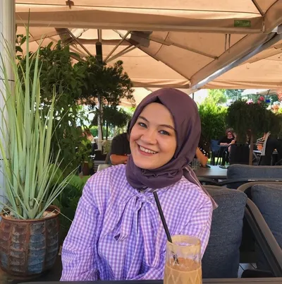 Dyt. Büşra Demir – Diyetisyen
