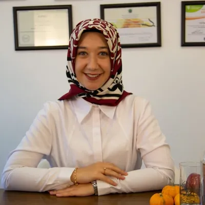 Dyt. Özlem Kayar – Diyetisyen