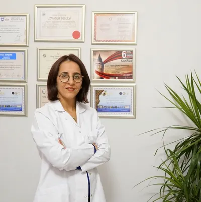 Uzm. Dr. Sezer Çiçekli Turgutalp – Dermatoloji