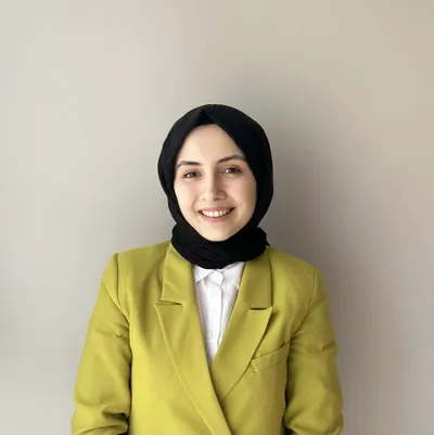 Zeynep Burcu Özalay – Aile Danışmanlığı